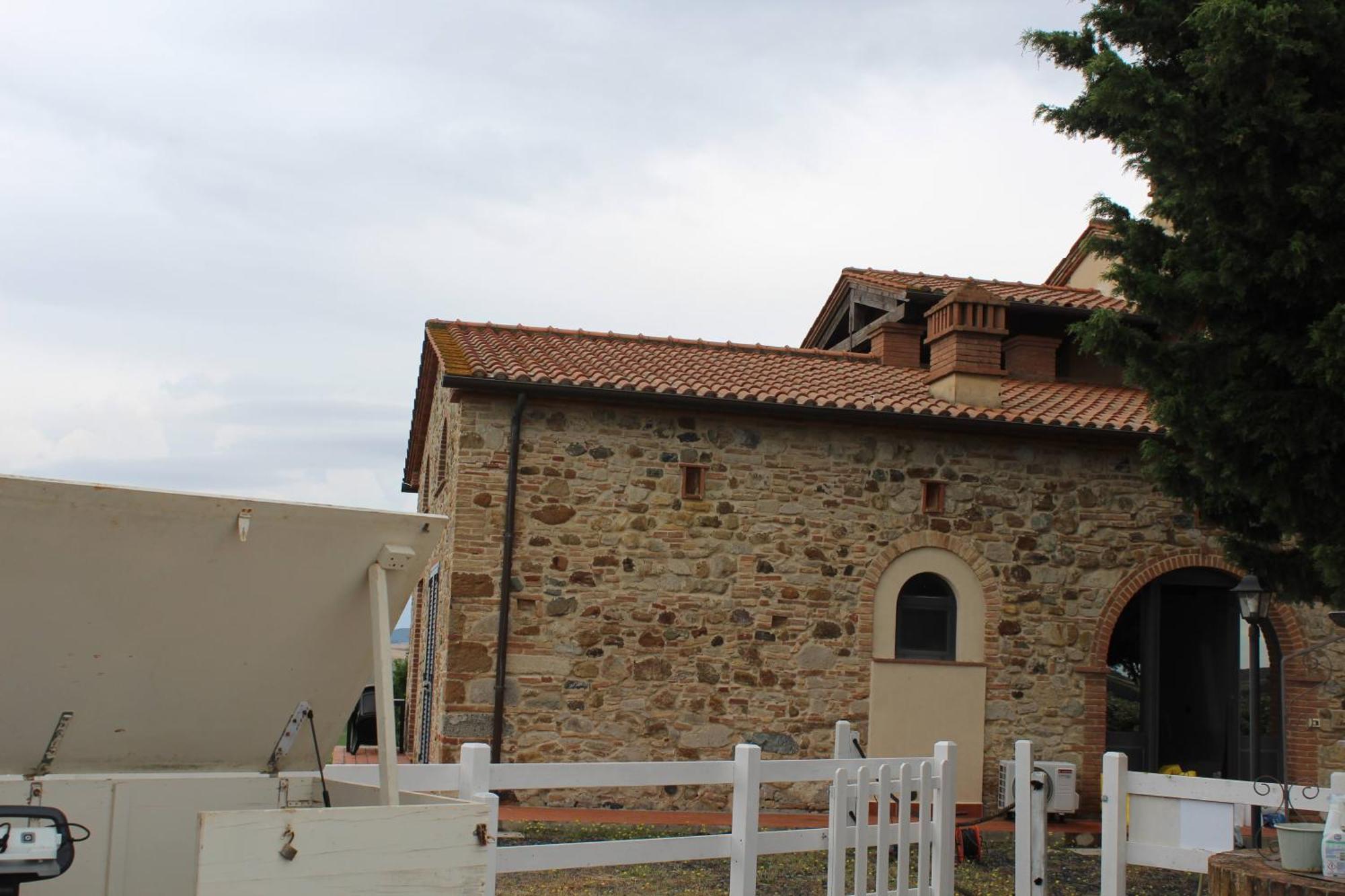 Апартаменты Casale Poggio Meone Санта-Луче Экстерьер фото